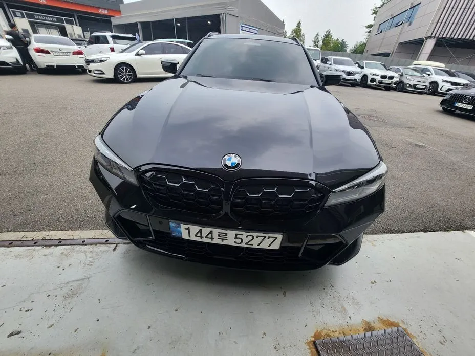 BMW 3-Series — фото 1