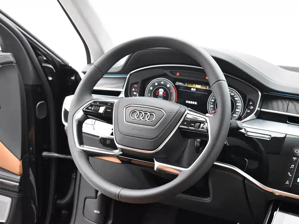 Audi A8 — фото 5