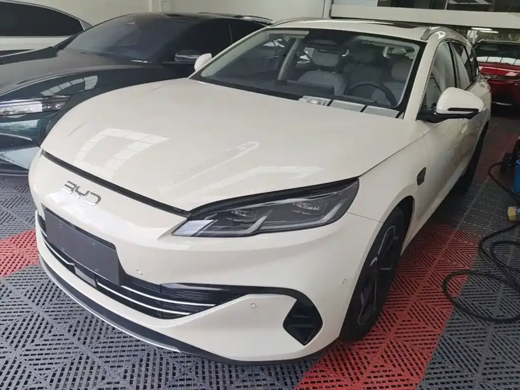 BYD Seal 06 DM-i Touring Edition — фото 1
