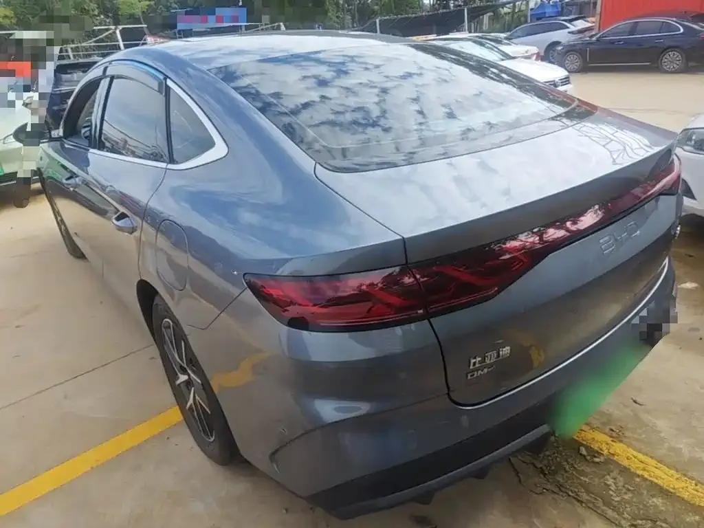 BYD Qin L — фото 9