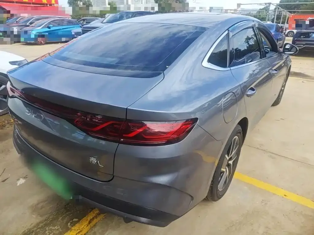BYD Qin L — фото 7