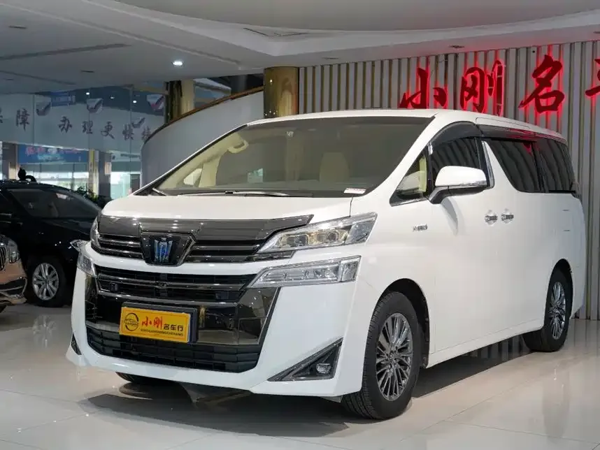 Toyota Vellfire — фото 5