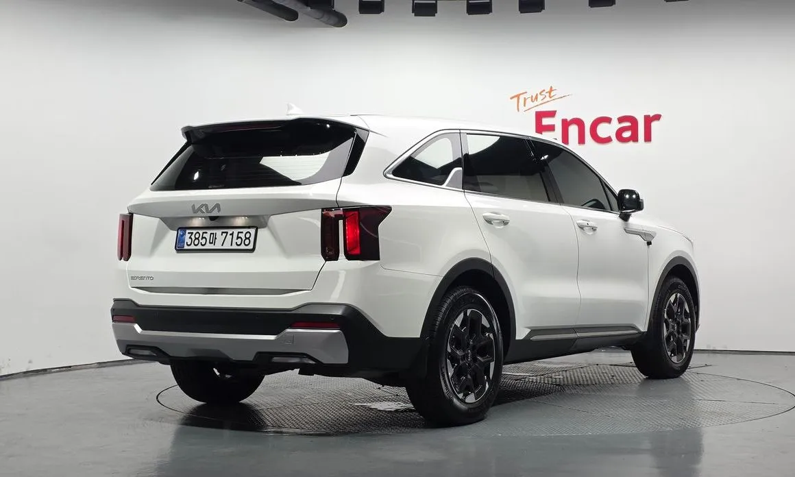 Kia Sorento — фото 4
