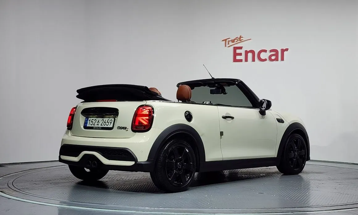 Mini Cooper Convertible — фото 2