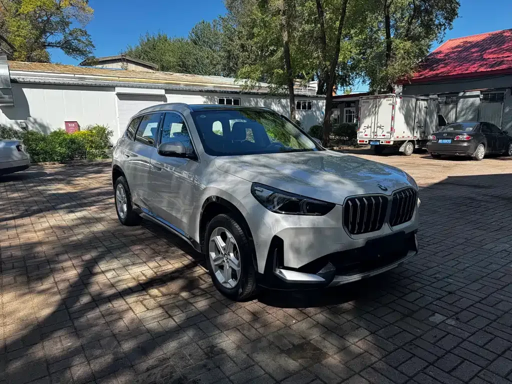 BMW X1 — фото 4