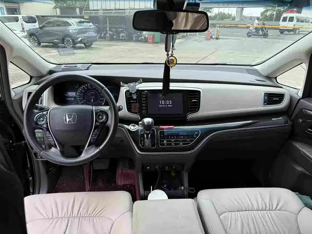 Honda Odyssey — фото 2