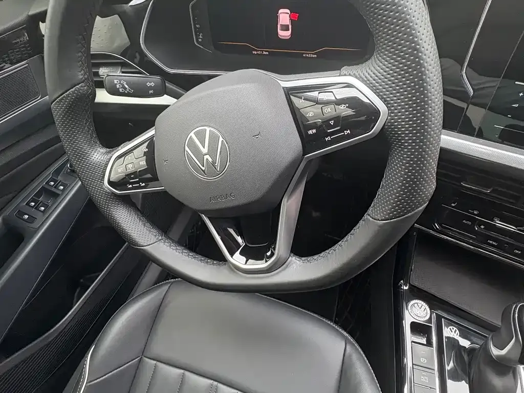 Volkswagen Passat — фото 9