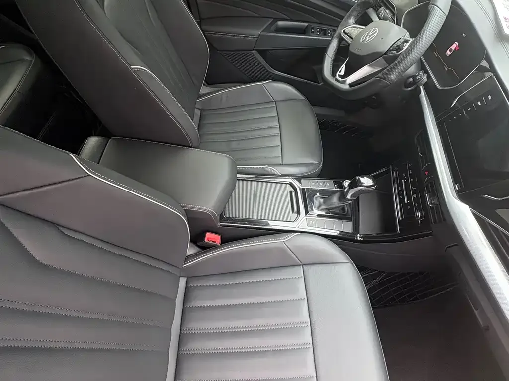 Volkswagen Passat — фото 7