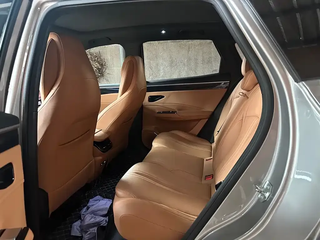 Geely Galaxy L7 — фото 6