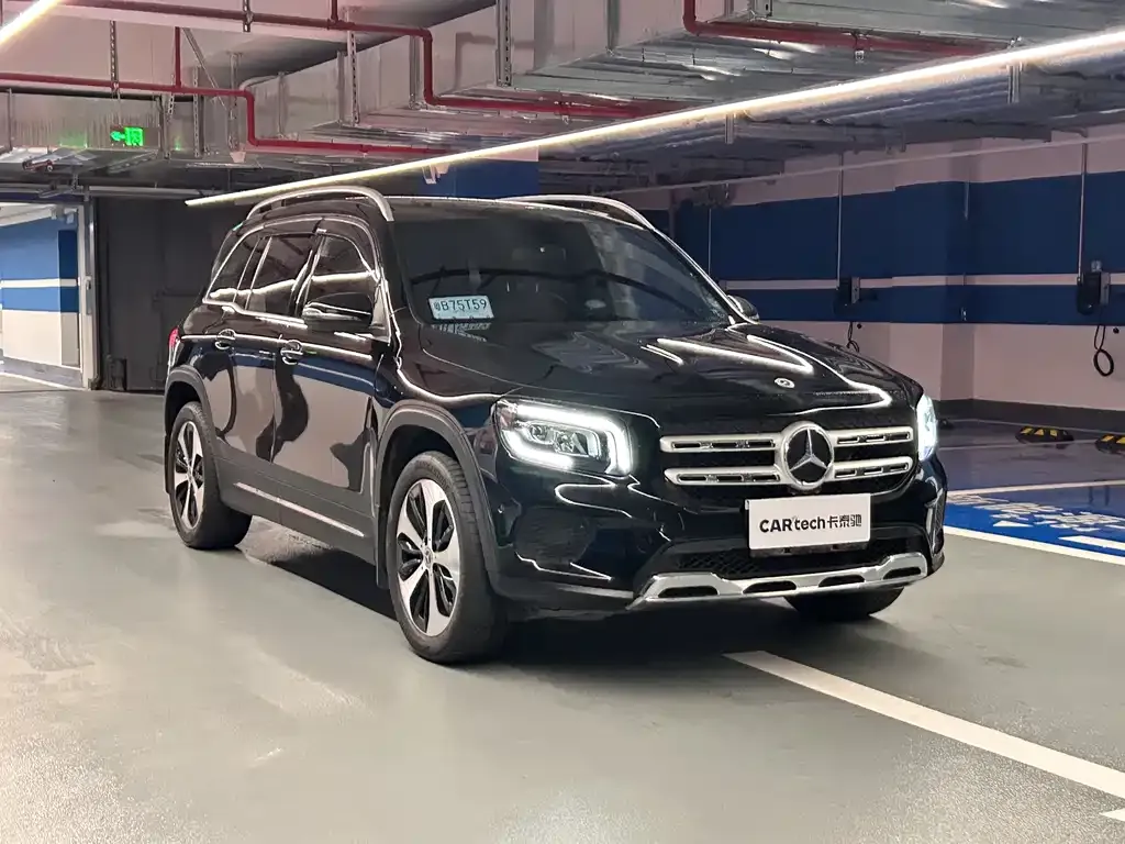 Mercedes-Benz GLB — фото 8