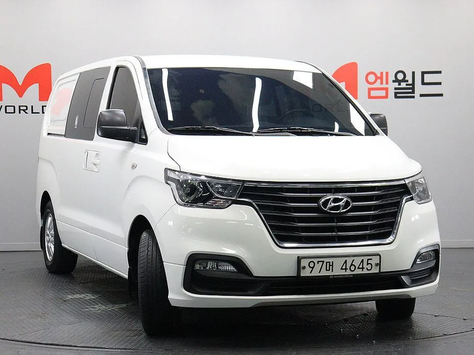 Hyundai Starex — фото 2