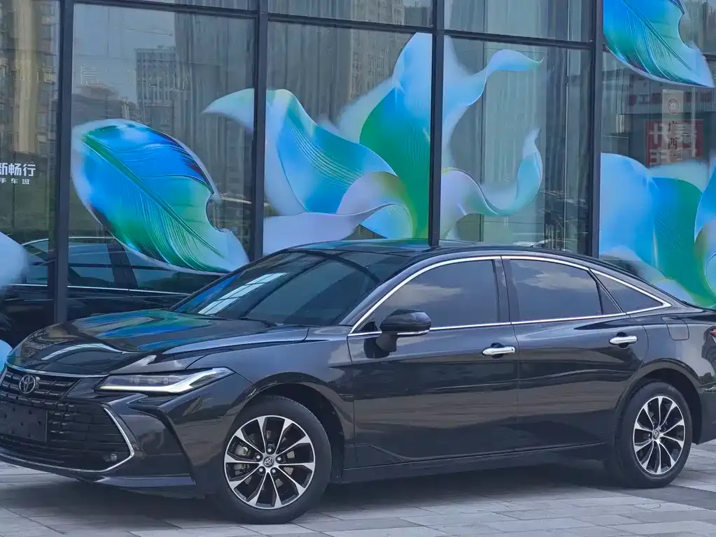 Toyota Avalon — фото 10