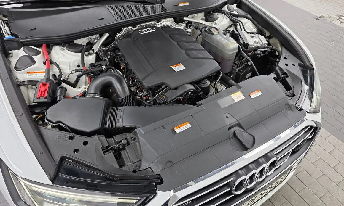 Audi A6 — фото 10