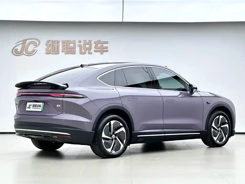 NIO EC6 — фото 9