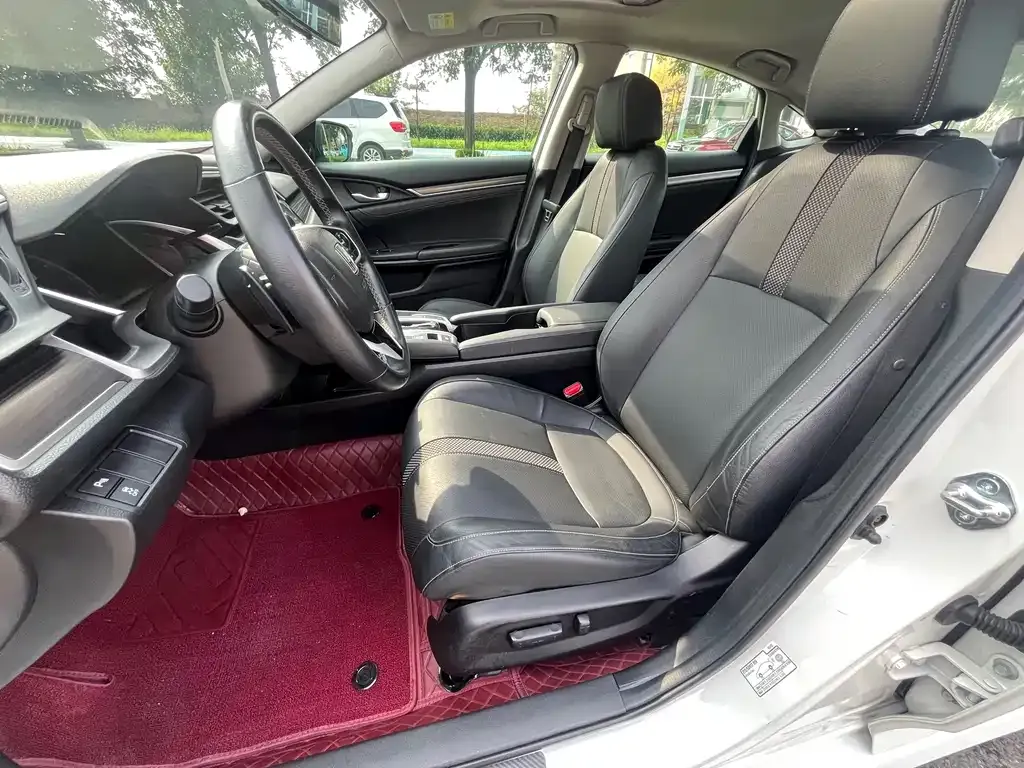 Honda Civic — фото 4