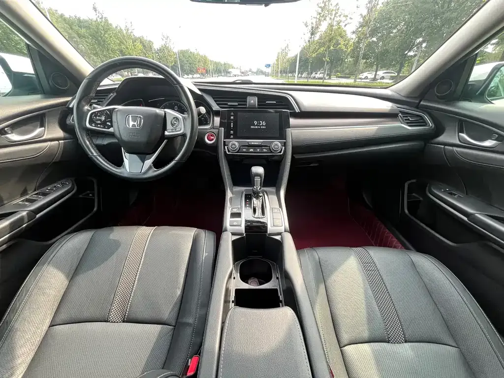 Honda Civic — фото 10