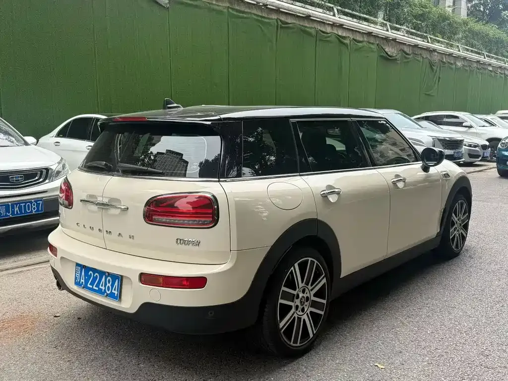 MINI Clubman — фото 9