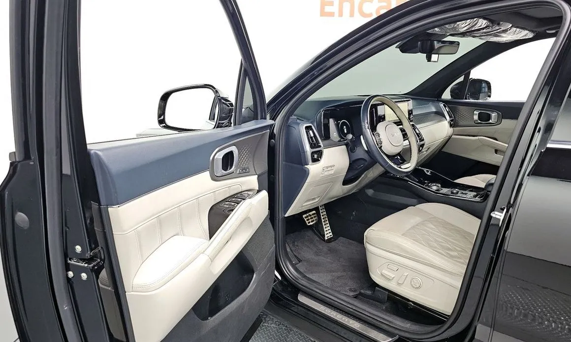 Kia Sorento — фото 9