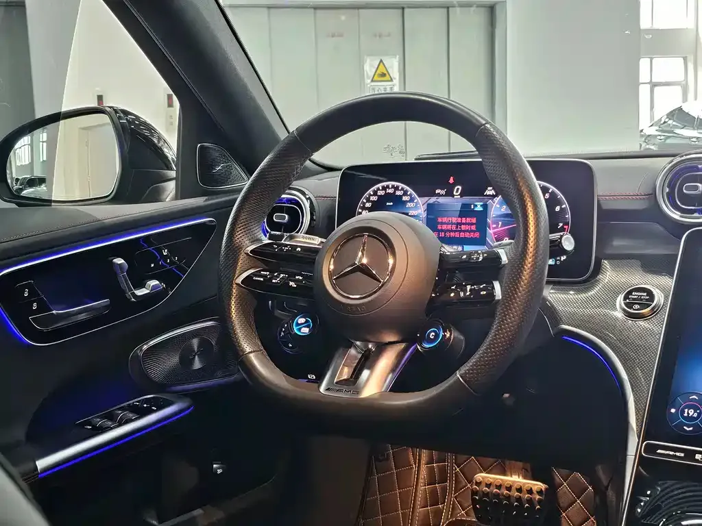 Mercedes-Benz C-Class AMG — фото 6