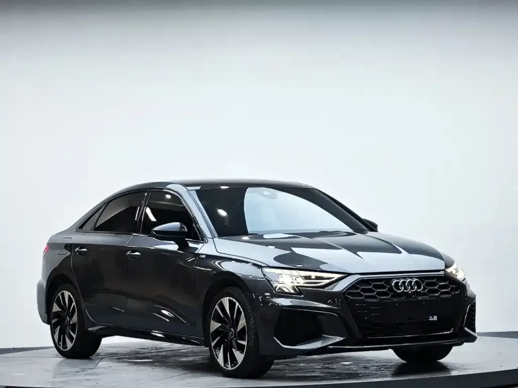 Audi A3 — фото 2