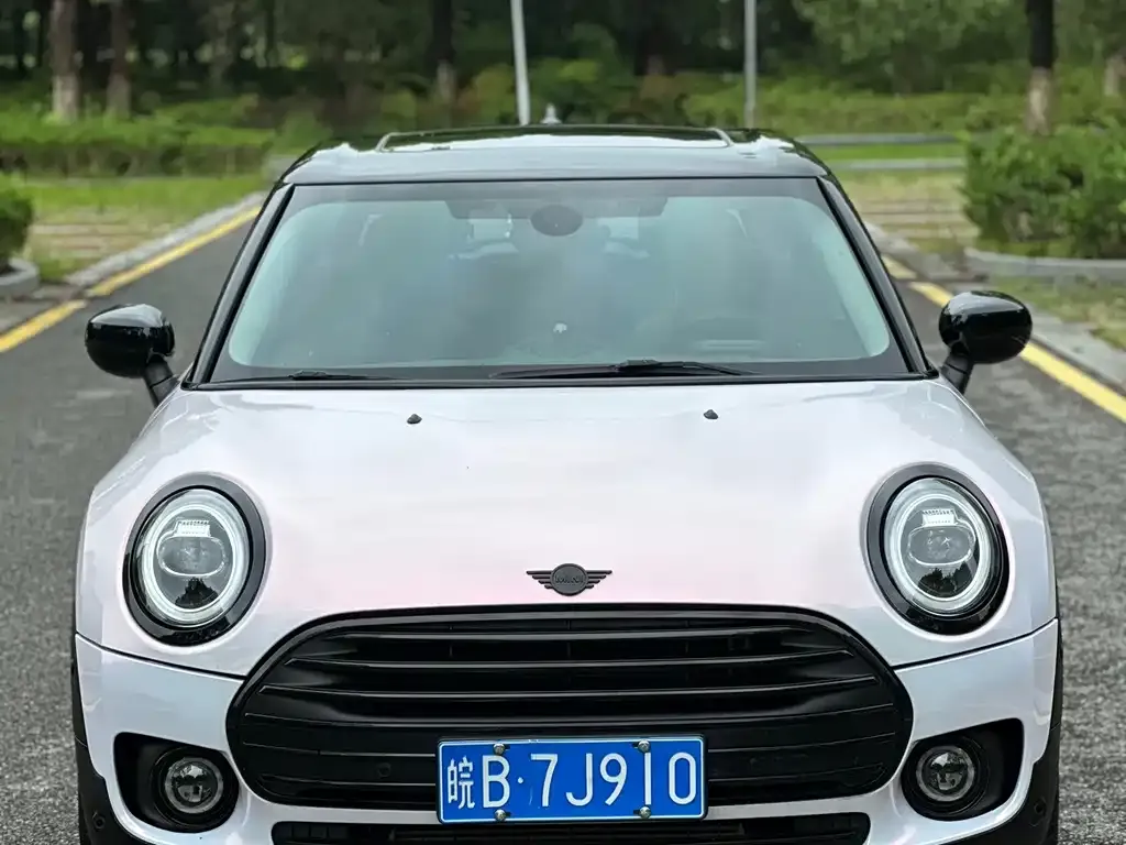 MINI Clubman — фото 4