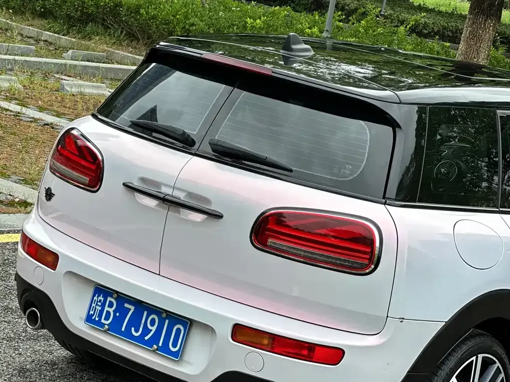 MINI Clubman — фото 5