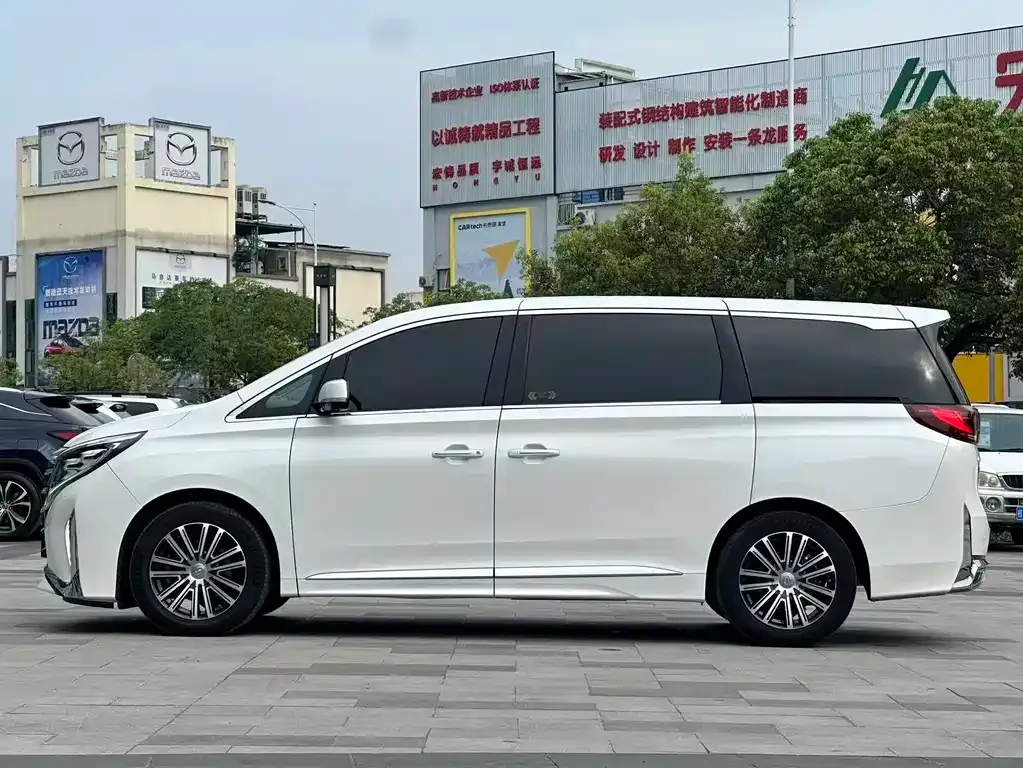 GAC Motor Trumpchi M8 — фото 4