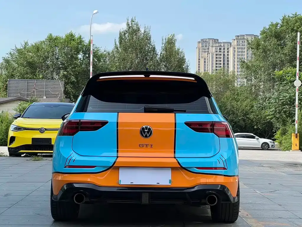 Volkswagen Golf GTI — фото 8