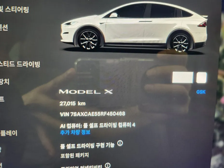 Tesla Model X — фото 5