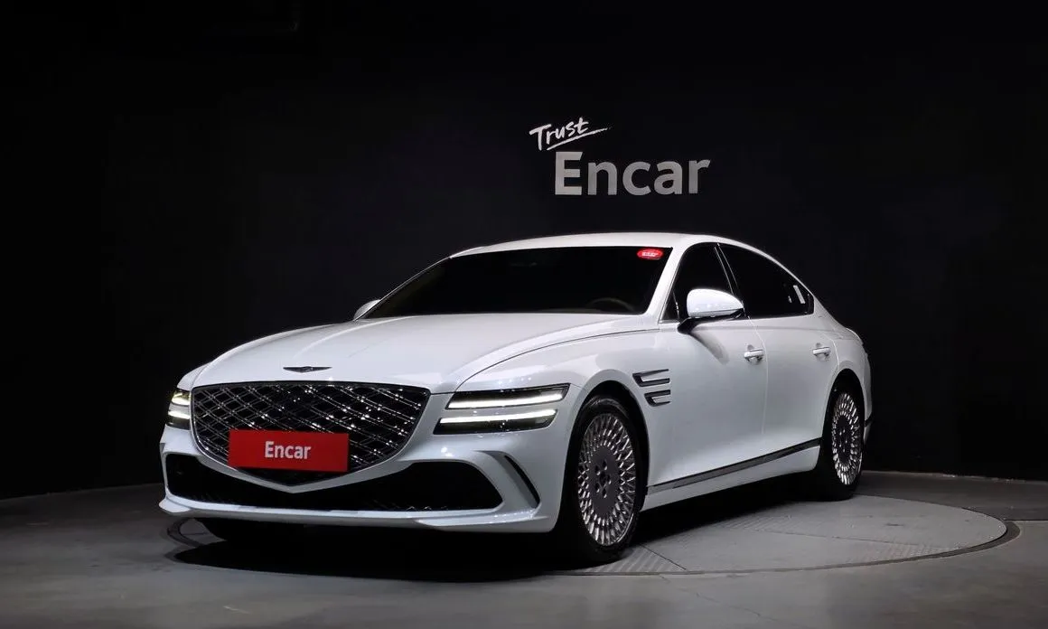 Genesis G80 — фото 1