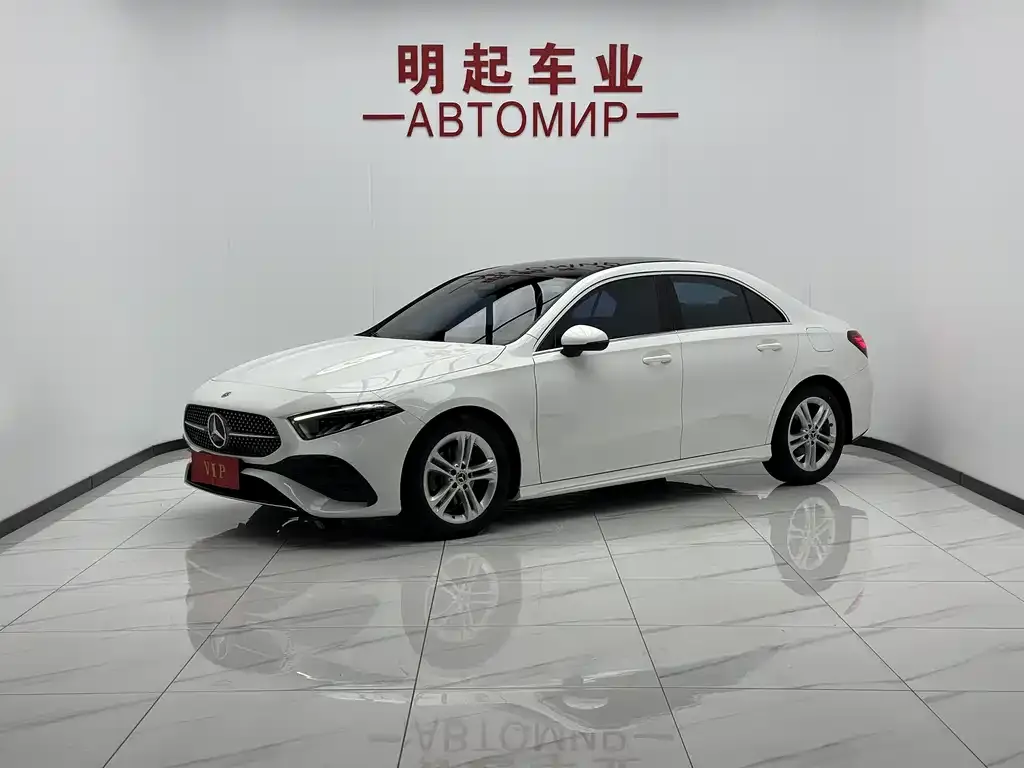 Mercedes-Benz A-Class — фото 1