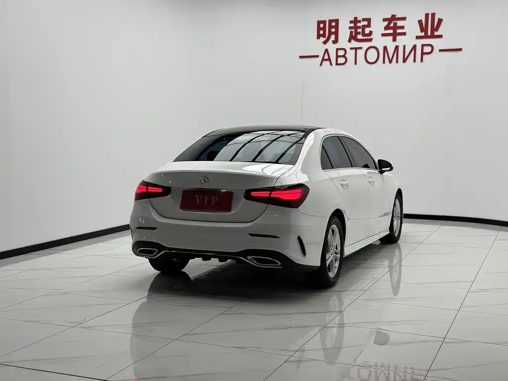 Mercedes-Benz A-Class — фото 8