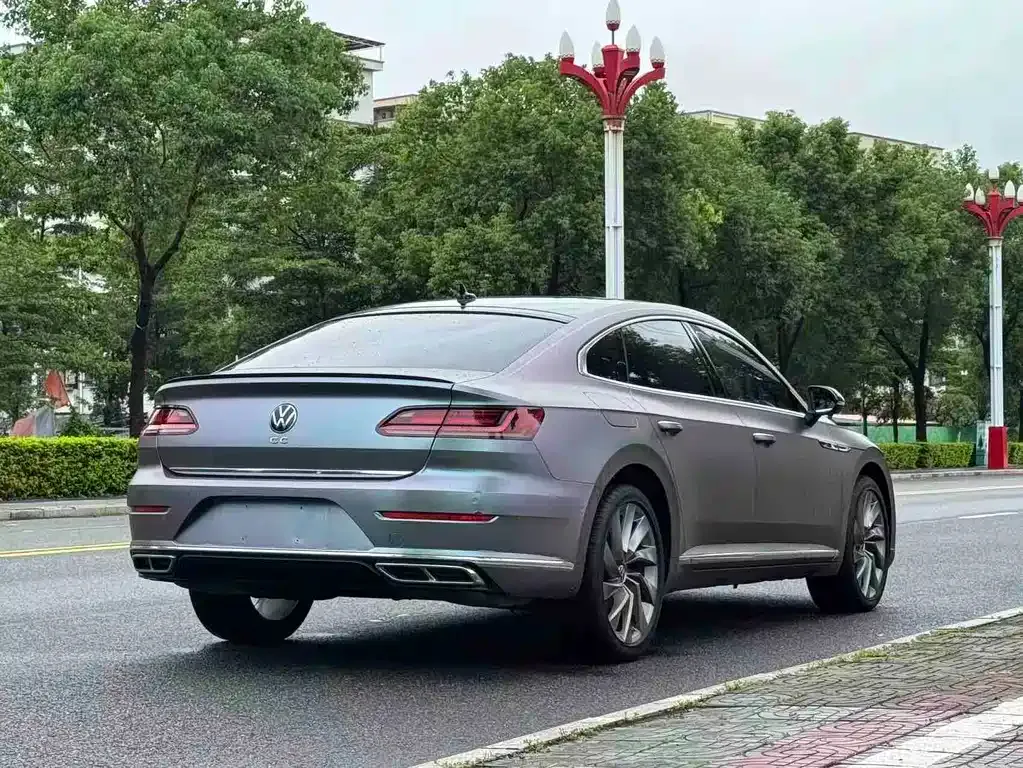 Volkswagen CC — фото 10