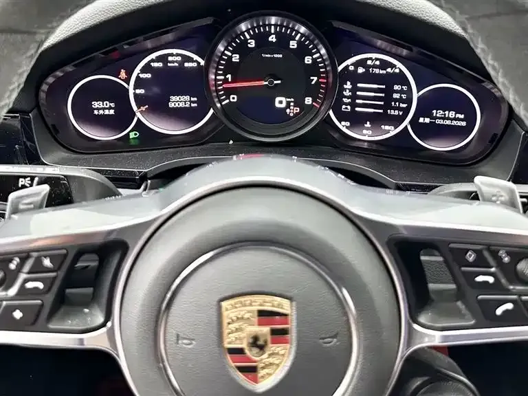 Porsche Cayenne — фото 10