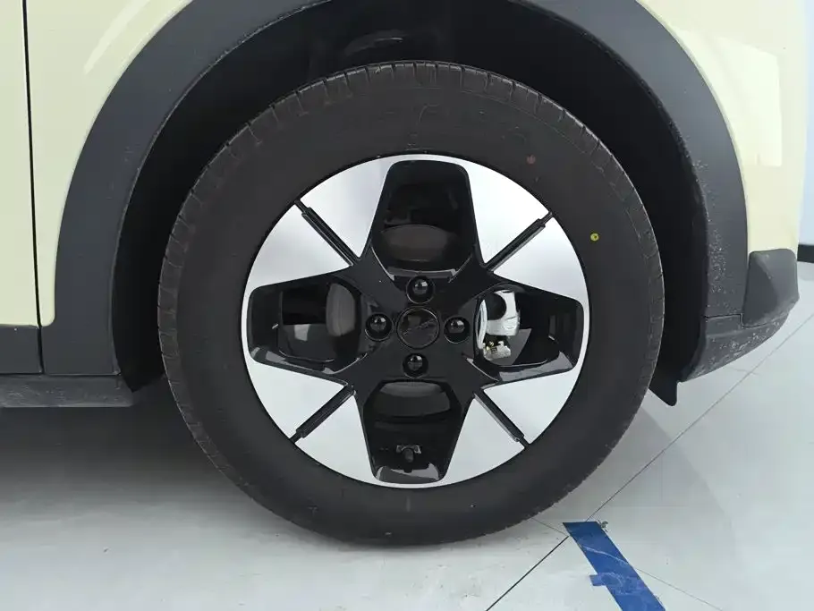 Geely Starburst — фото 4