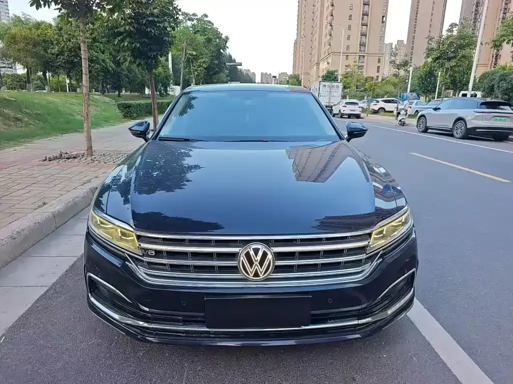 Volkswagen Phideon — фото 7