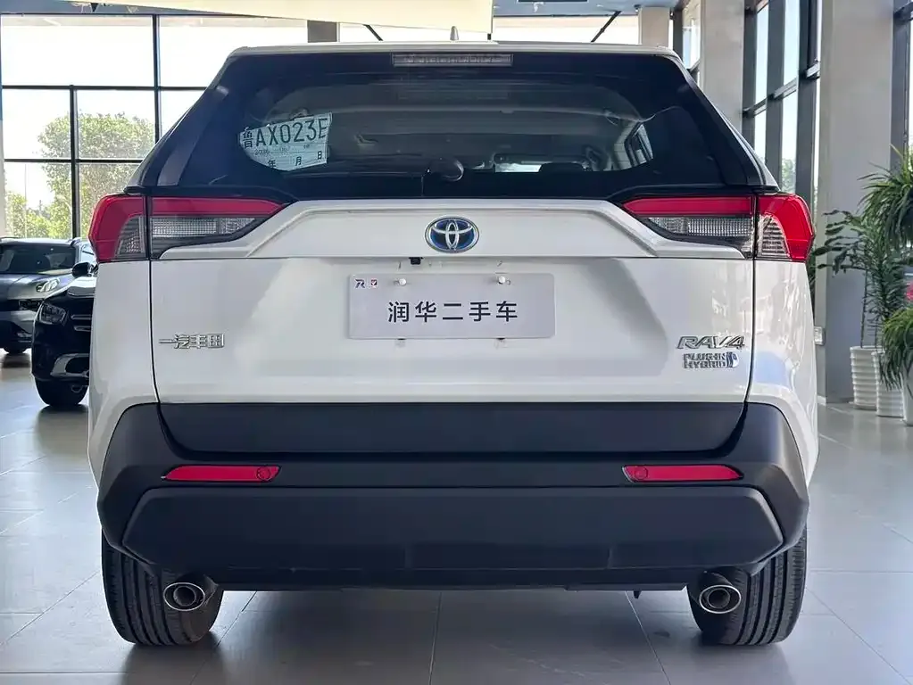 Toyota RAV4 Prime — фото 6