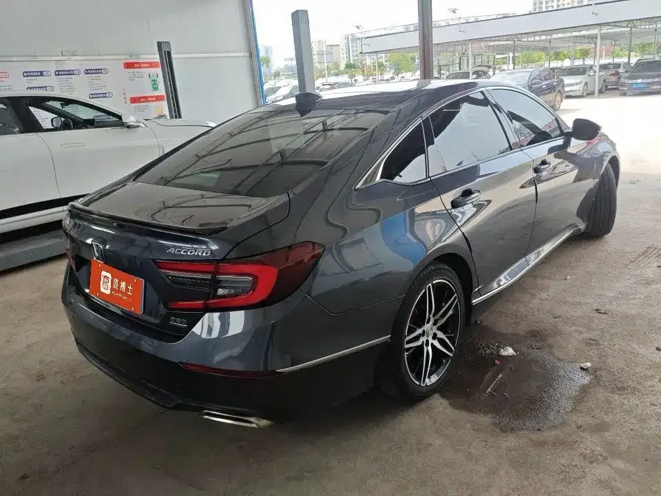 Honda Accord — фото 5