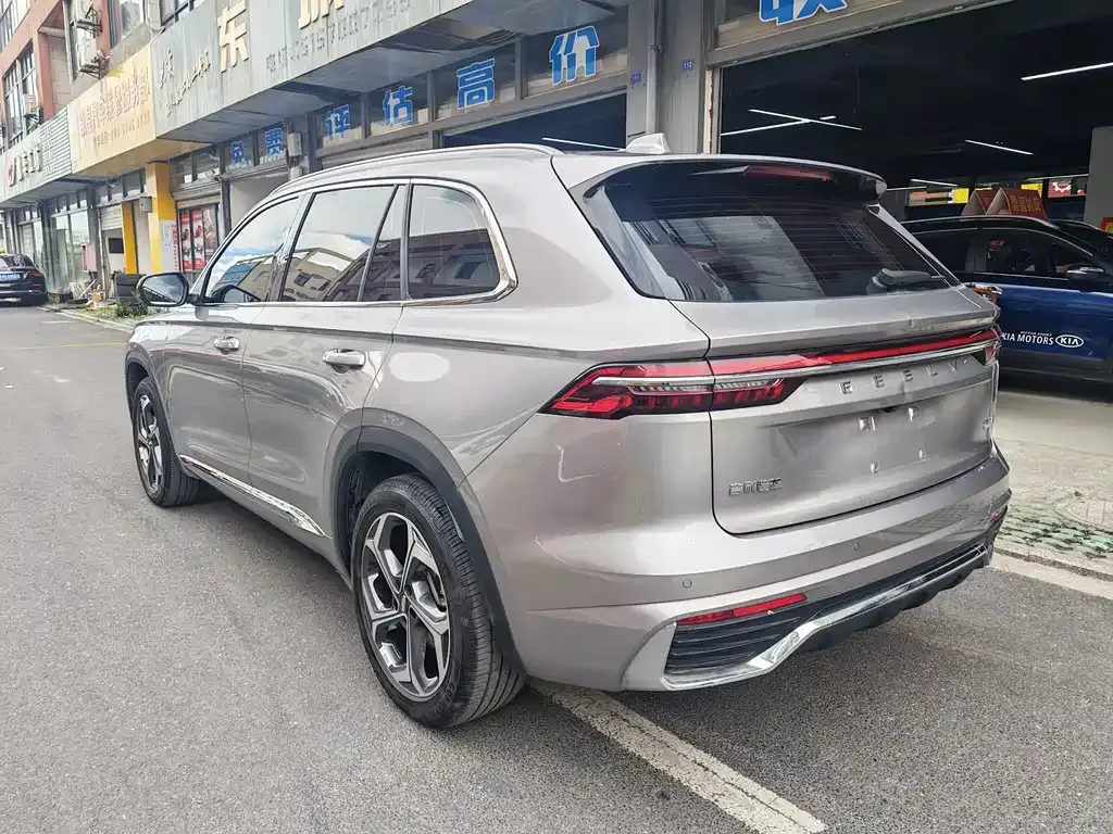 Geely Xingyue L — фото 7