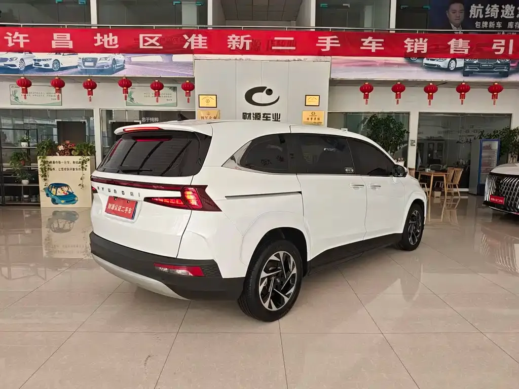 Hyundai Custo — фото 4
