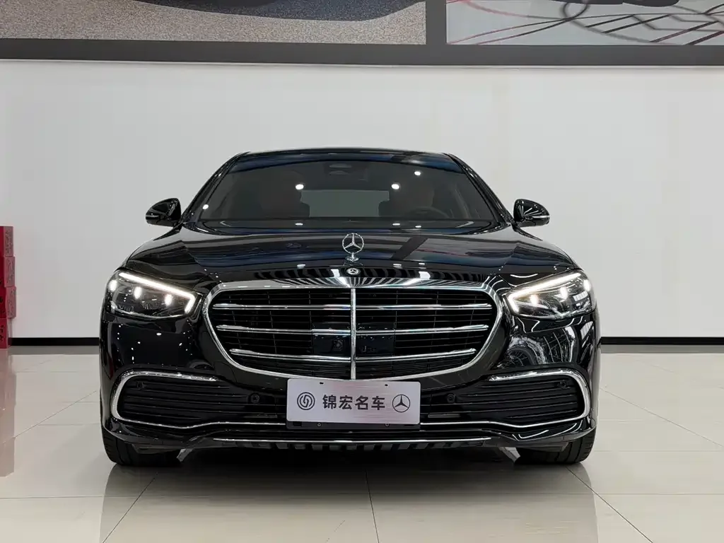 Mercedes-Benz S-Class — фото 1