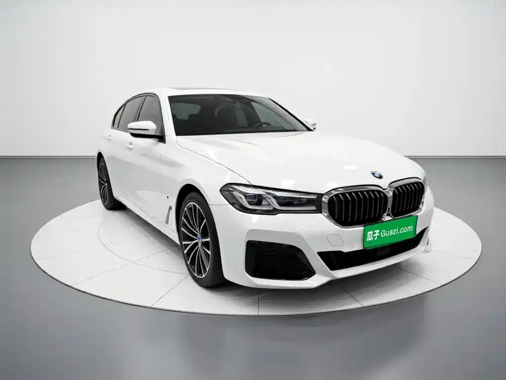 BMW 5 Series — фото 2