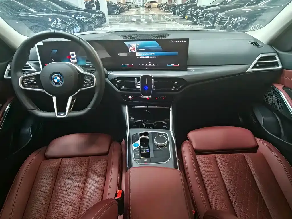 BMW i3 — фото 10
