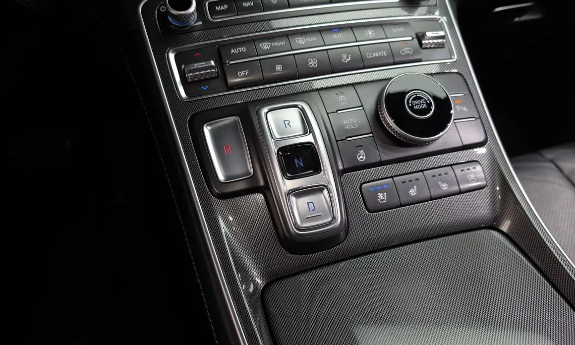 Hyundai Santafe — фото 9