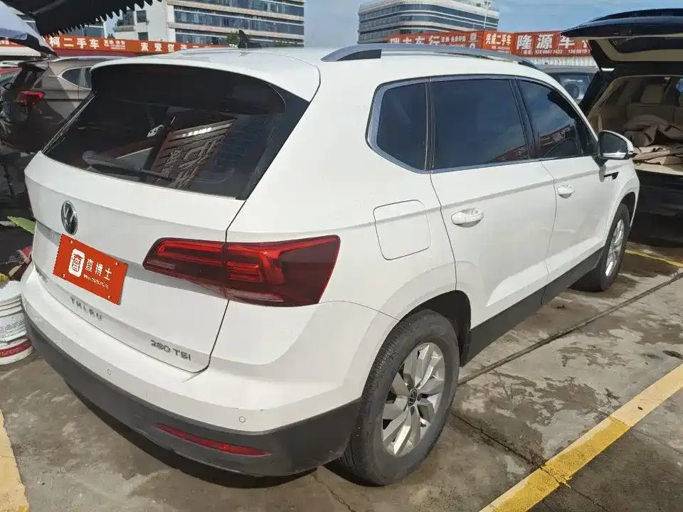 Volkswagen Tharu — фото 2