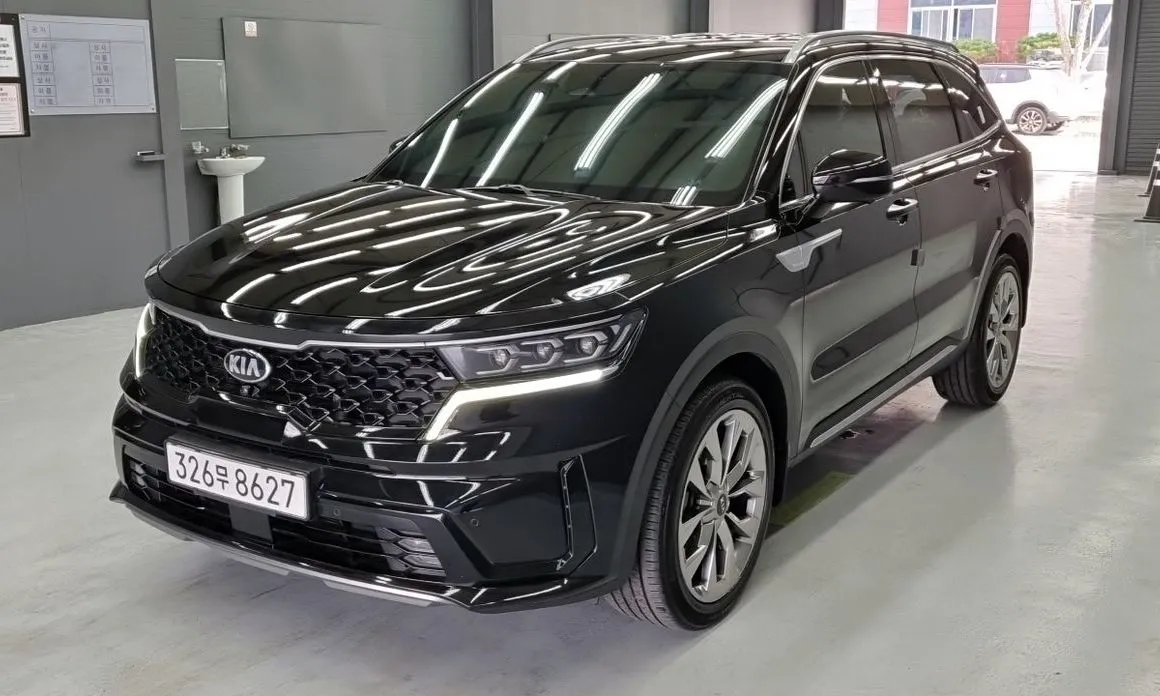 Kia Sorento — фото 1