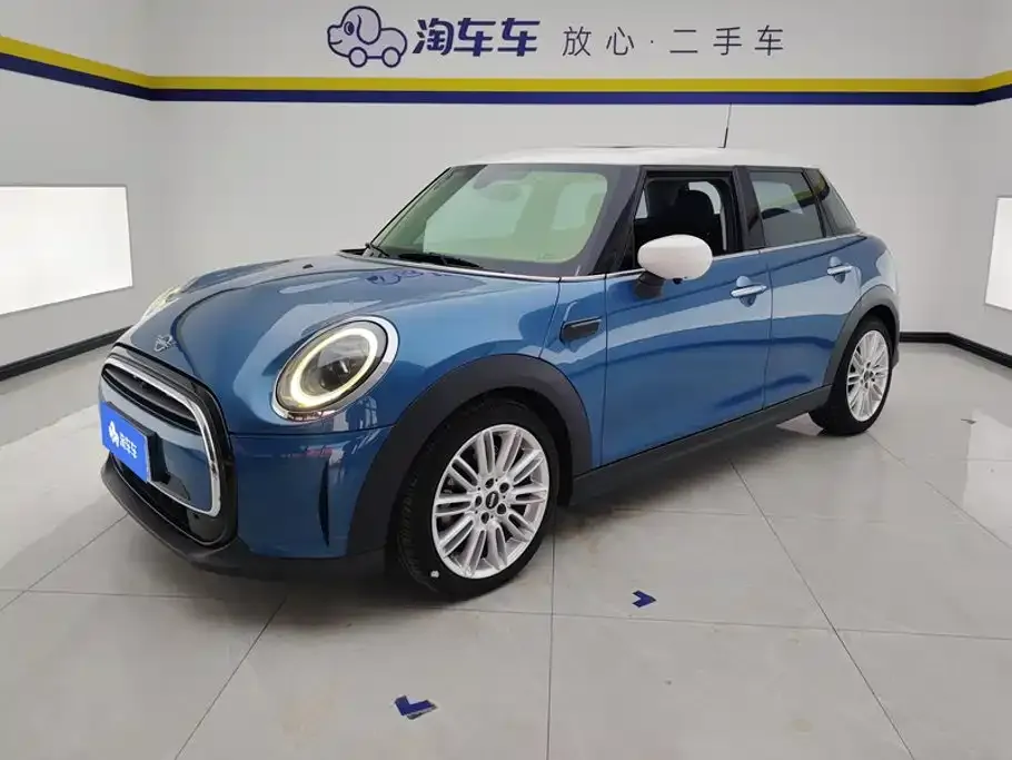 MINI Cooper (3-door) — фото 1