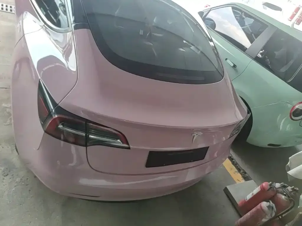 Tesla Model 3 — фото 6