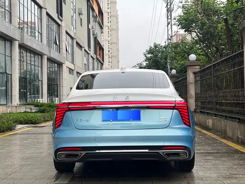 Hongqi H5 — фото 8