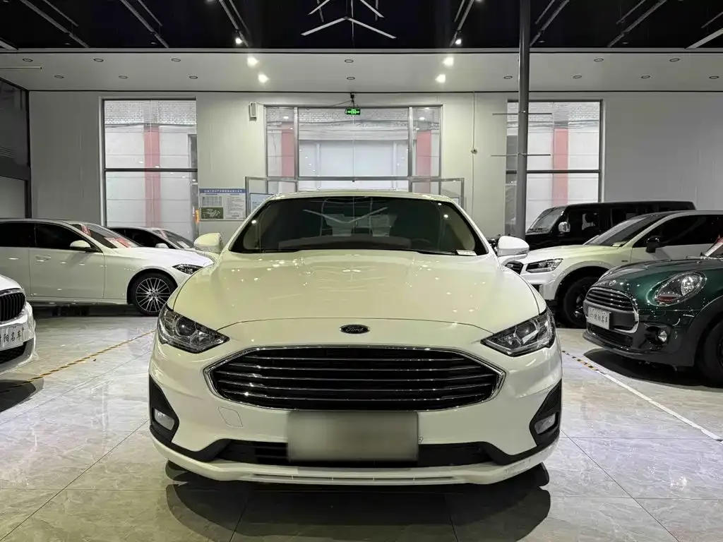 Ford Mondeo — фото 10